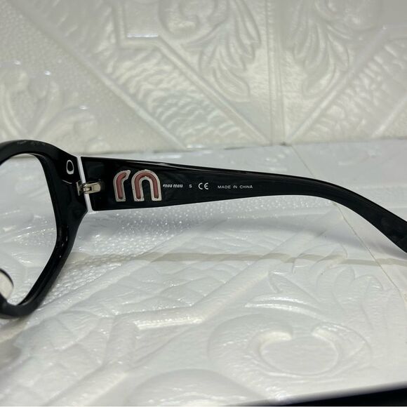 ONE DAY SALE MIU MIU POLYAMIDE BLACK ROUND SUNGLASSES - Picture 8 of 8